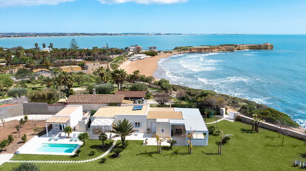 Villa Azulea: all'aperto, Esterni, Giardino, Piscina