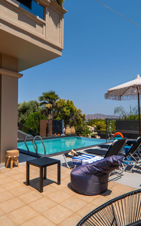 John Residence: all'aperto, Esterni, Giardino, Piscina