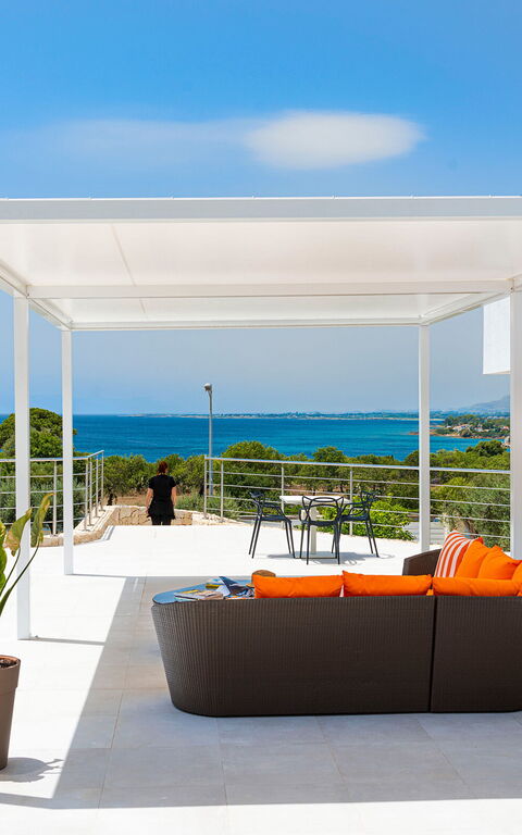 Villa Anna Plemmirio: all'aperto, Esterni, Piscina