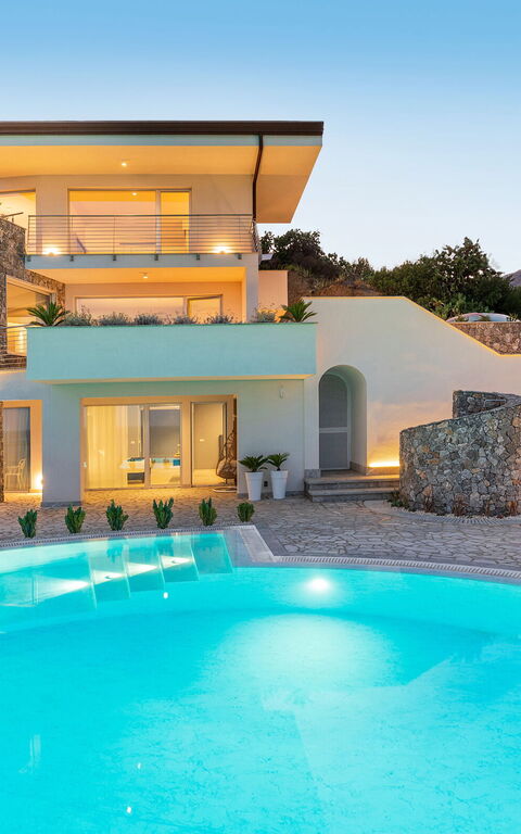 Baya Bella: all'aperto, Esterni, Piscina