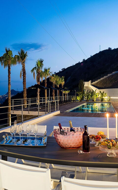 Villa Alexandra: all'aperto, Cibo, Esterni, Piscina, Vista Panoramica