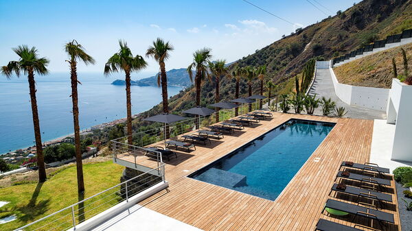 Villa Alexandra: all'aperto, Esterni, Piscina, Vista Panoramica