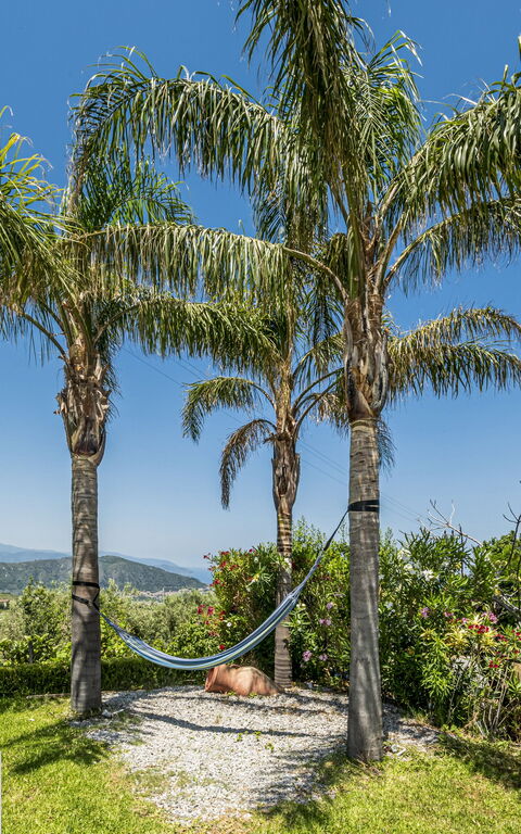 Villa Malu: all'aperto, Esterni, Giardino