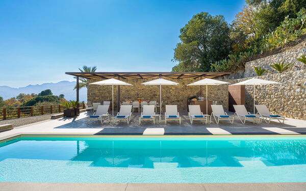 Zagara Bianca: all'aperto, Esterni, Piscina