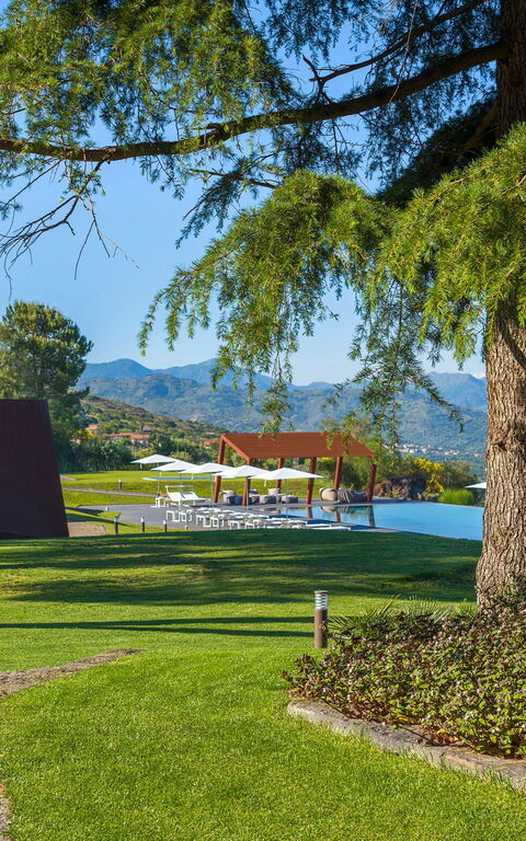 Tenuta Della Contea: all'aperto, Esterni, Giardino, Piscina