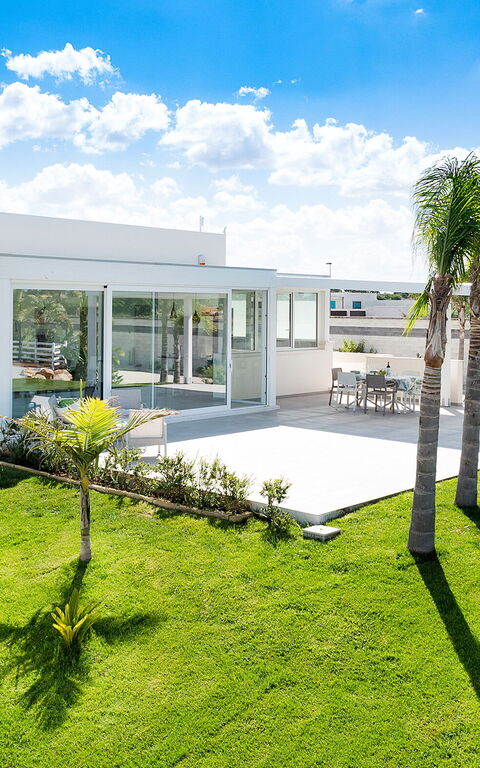 Diantha: all'aperto, Esterni, Giardino