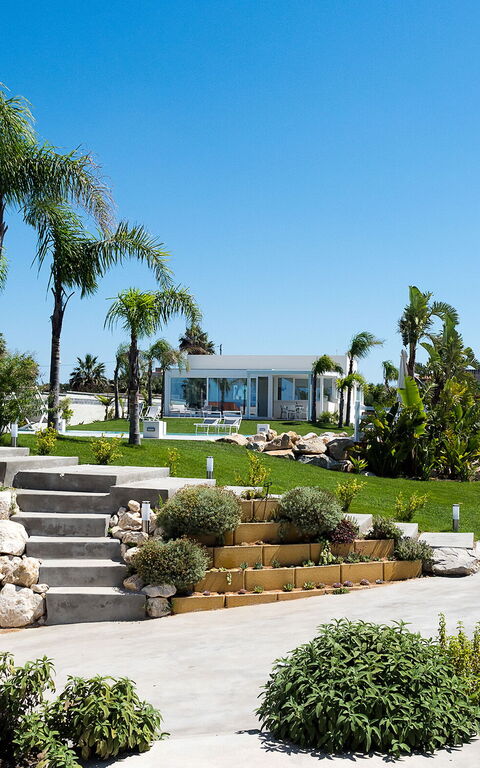 Diantha: all'aperto, Entrata Principale, Esterni, Giardino