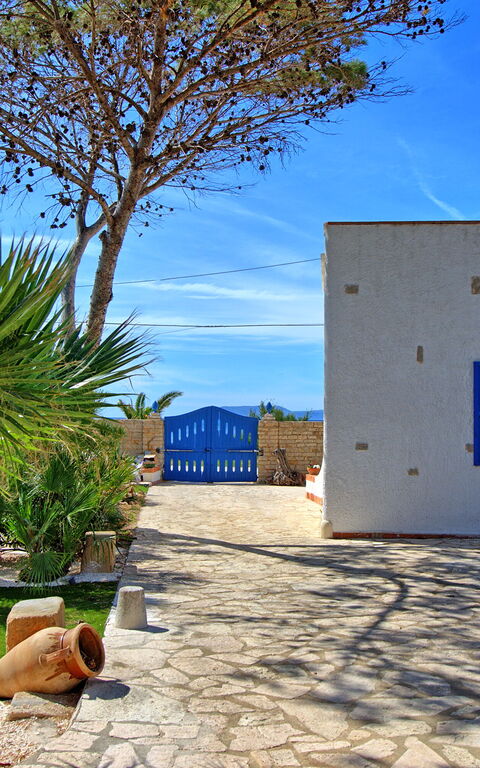 Villa Maraus: all'aperto, Esterni