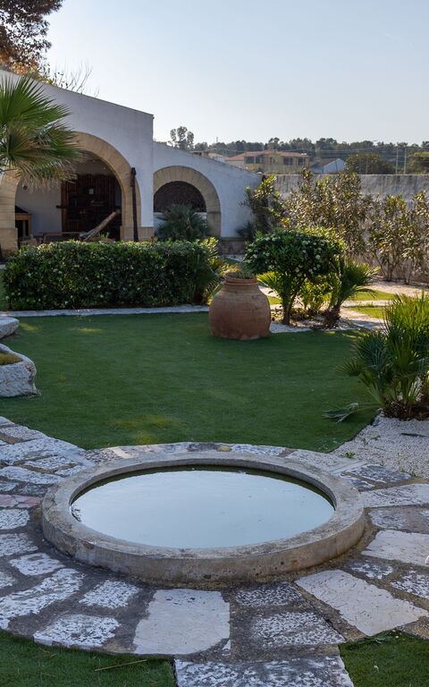 Villa Maraus: all'aperto, Esterni, Giardino