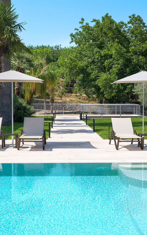 Villa Gianos: all'aperto, Esterni, Piscina