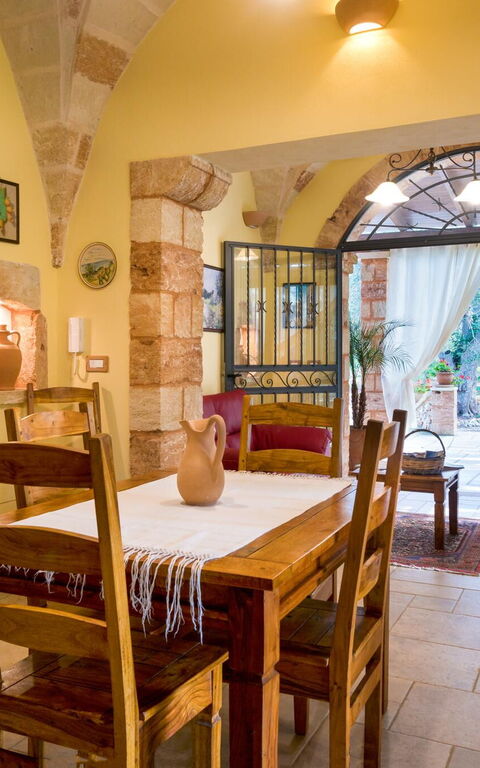 Villa Astrea: Entrata Principale, Sala da pranzo, Soggiorno