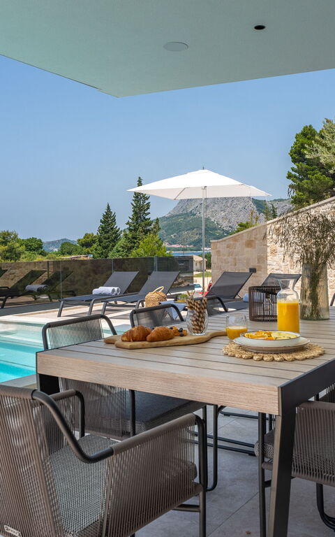 Villa Sea Breeze: all'aperto, Balcone / Terrazza / Patio, Piscina
