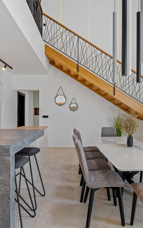 Villa Loma: Cucina, Sala da pranzo