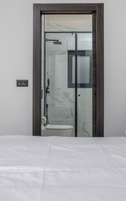 Villa Loma: Bagno, Camera da letto