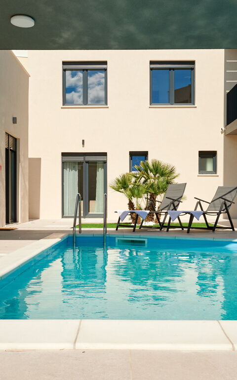 Villa Stella: Piscina