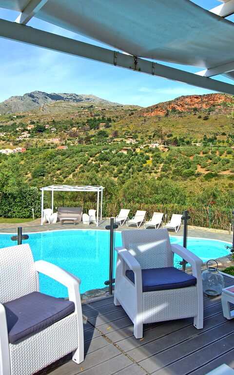 Villa Demetra: all'aperto, Balcone / Terrazza / Patio, Esterni, Piscina