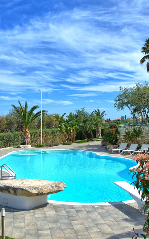 Villa Demetra: all'aperto, Esterni, Piscina