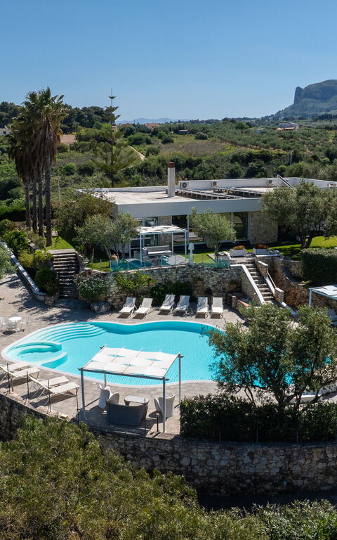 Villa Demetra: Piscina, Vista Panoramica