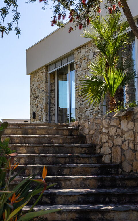 Villa Demetra: all'aperto, Esterni