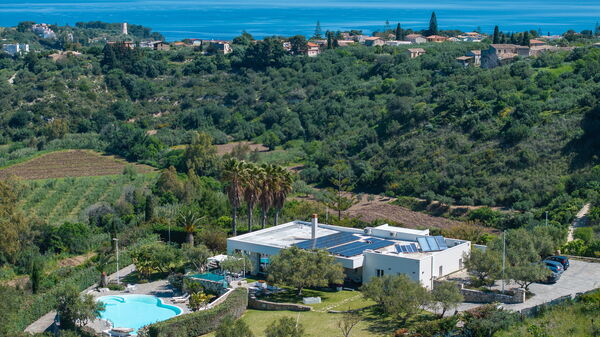 Villa Demetra: Giardino, Piscina, Vista Panoramica