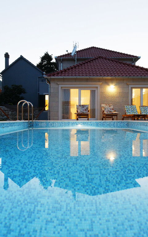 Villa Zupa: Esterni, Piscina