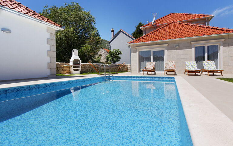 Villa Zupa: Balcone / Terrazza / Patio, Piscina