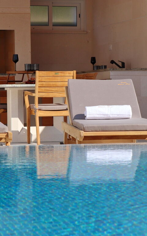 Villa Emerald: Piscina