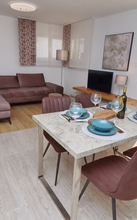 Villa Emerald: Balcone / Terrazza / Patio, Sala da pranzo, Soggiorno