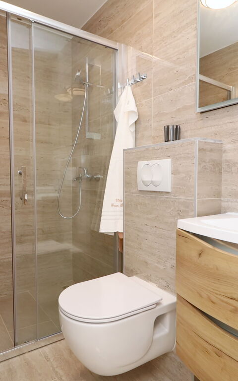 Villa Emerald: Bagno