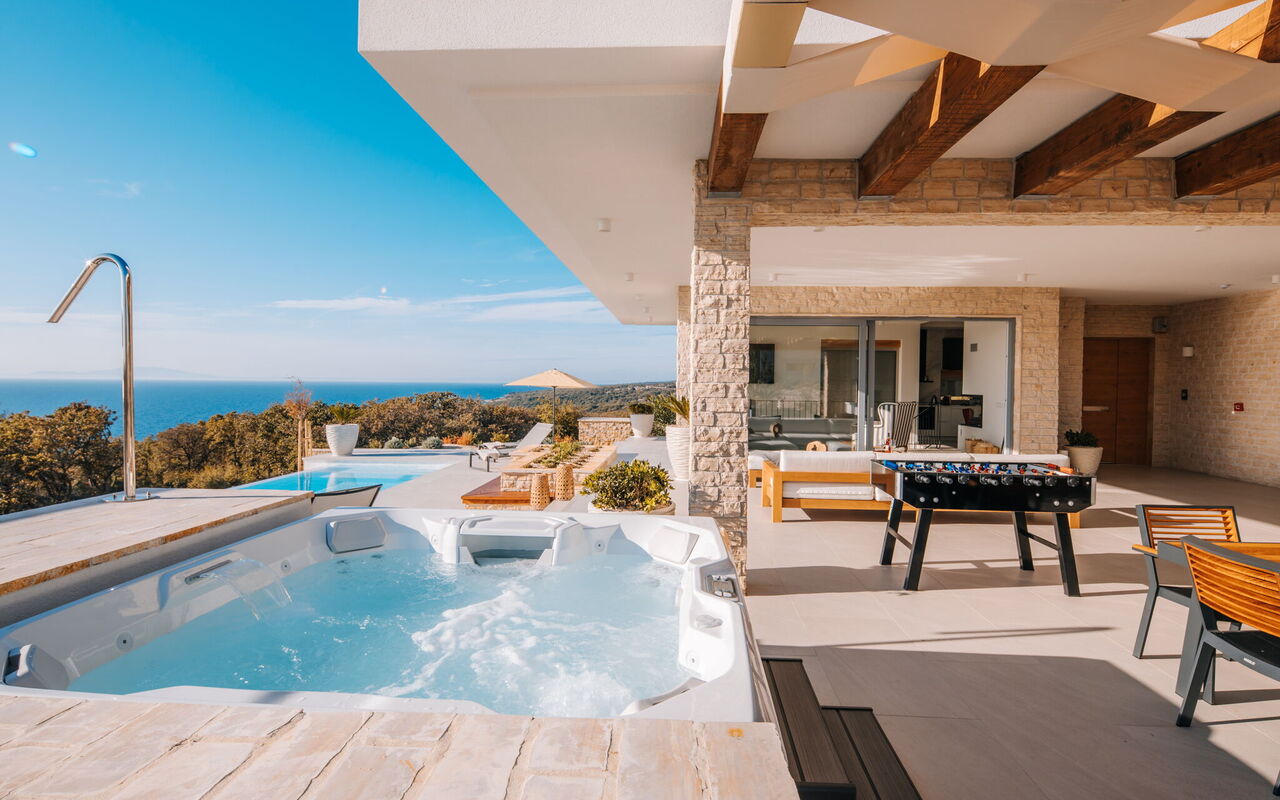 Villa Steropa: all'aperto, Balcone / Terrazza / Patio, Esterni, Idromassaggio, Piscina