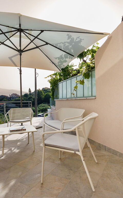 Grand Tour Villa: all'aperto, Balcone / Terrazza / Patio, Esterni