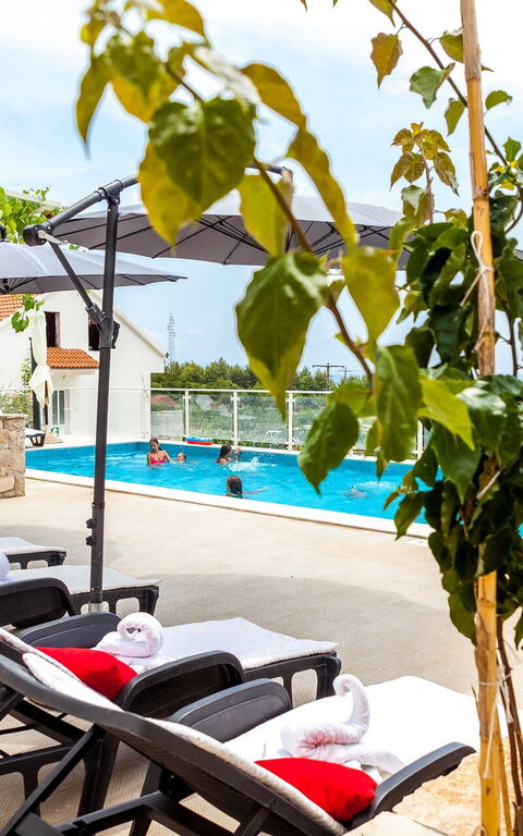 Villa Azurit: all'aperto, Balcone / Terrazza / Patio, Piscina