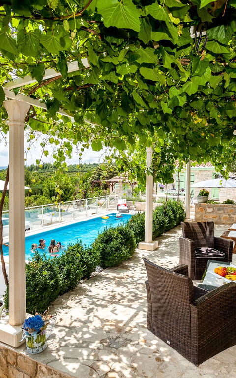 Villa Azurit: all'aperto, Balcone / Terrazza / Patio, Piscina