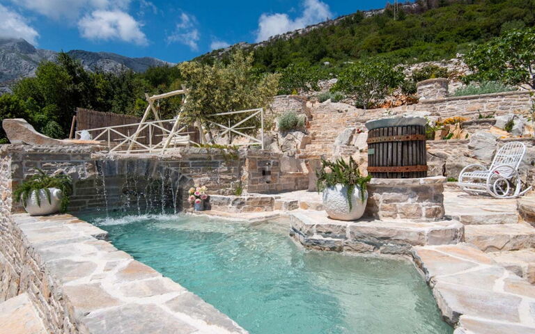 Villa Azurit: Balcone / Terrazza / Patio, Idromassaggio