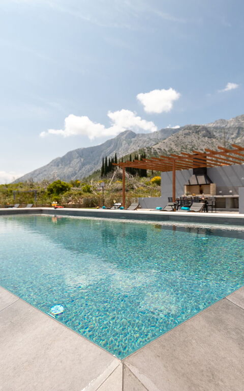 Villa Spectrum: Piscina