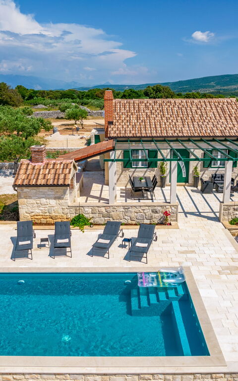 Villa Diana: Balcone / Terrazza / Patio, Piscina