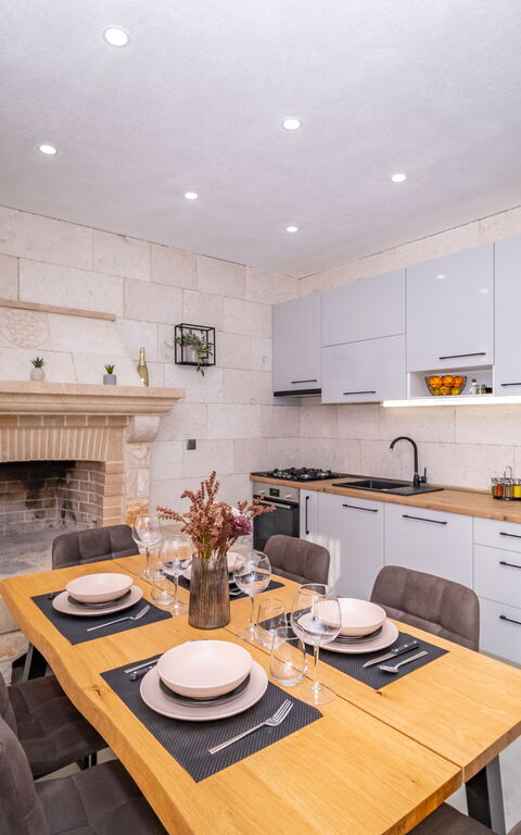 Villa Diana: Cucina, Sala da pranzo