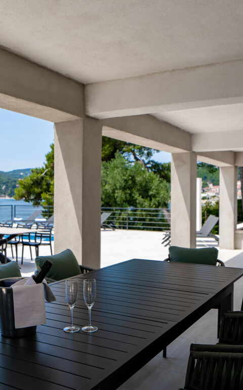 Villa Cosmic: all'aperto, Balcone / Terrazza / Patio, Esterni