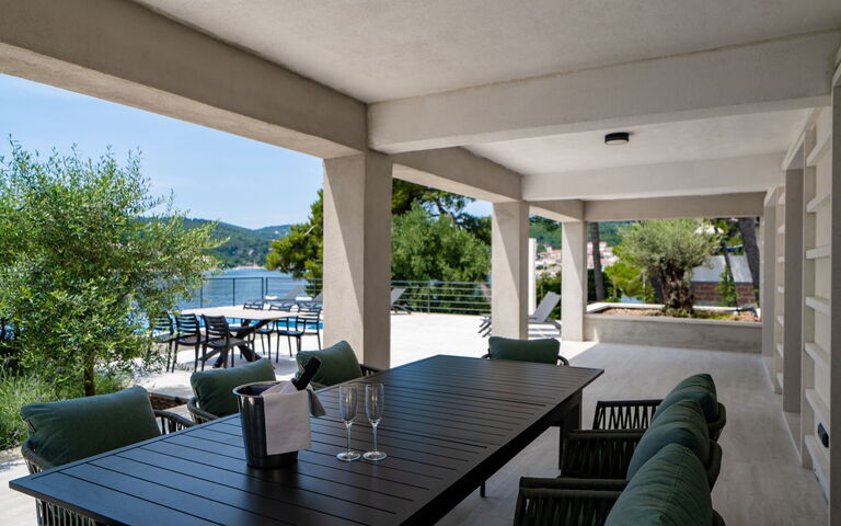 Villa Cosmic: all'aperto, Balcone / Terrazza / Patio, Esterni