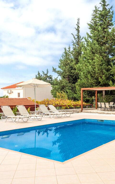 Villa Giorgos: all'aperto, Esterni, Piscina