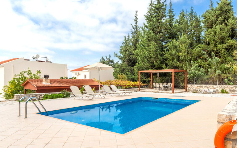 Villa Giorgos: all'aperto, Esterni, Piscina