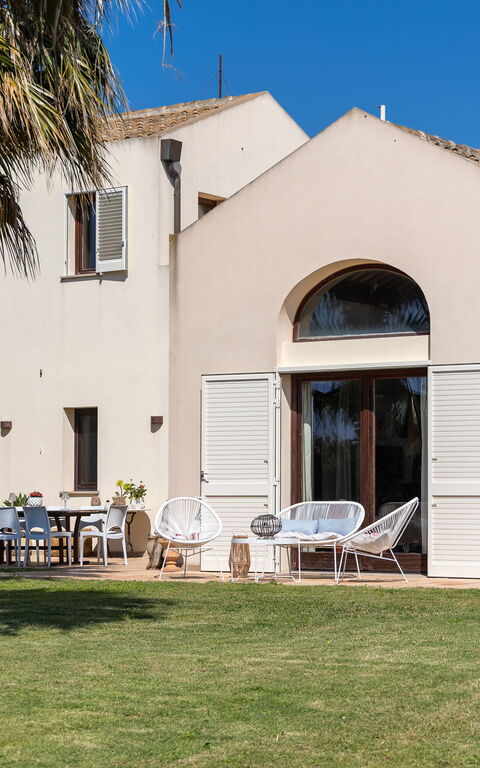 Villa Casale: all'aperto, Esterni