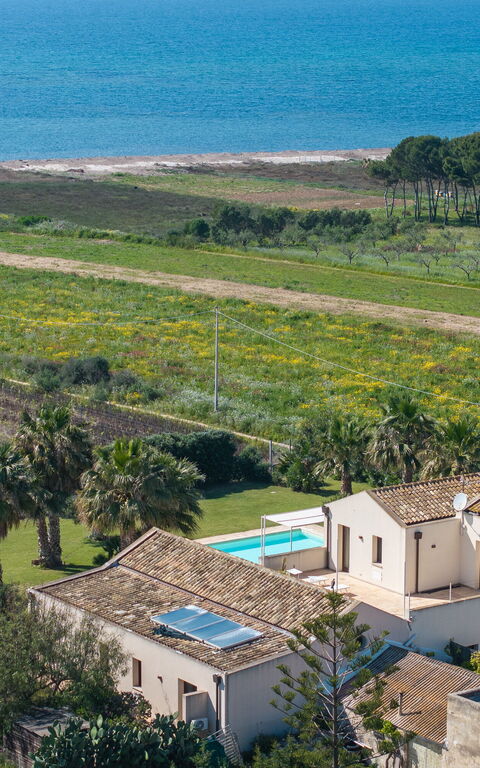 Villa Casale: Piscina, Vista Panoramica