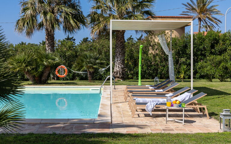 Villa Casale: all'aperto, Esterni, Giardino, Piscina