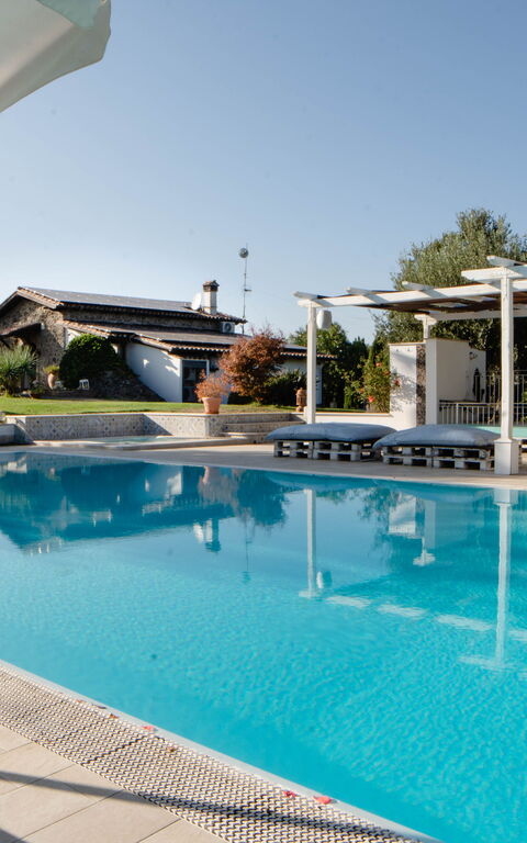 Villa Antici: all'aperto, Esterni, Piscina