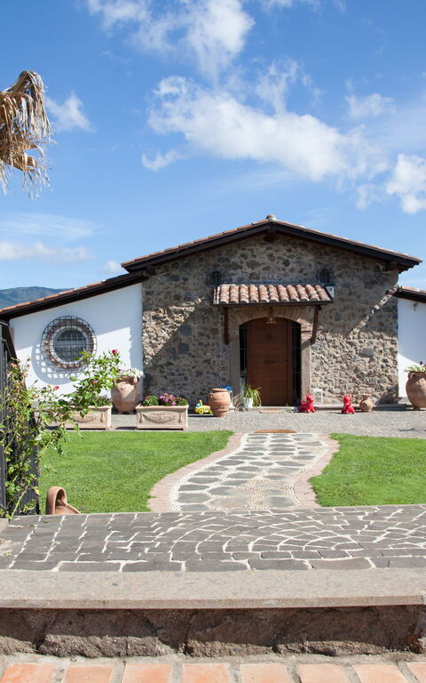 Villa Antici: all'aperto, Entrata Principale, Esterni, Giardino