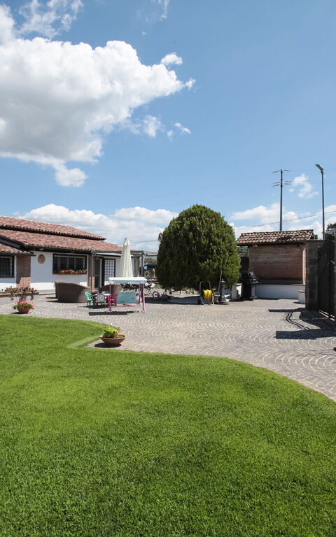 Villa Antici: Giardino