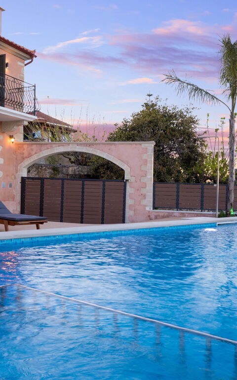 Villa Kois: all'aperto, Esterni, Piscina