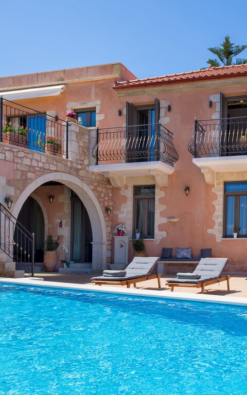 Villa Kois: all'aperto, Esterni, Piscina