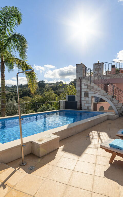 Villa Kois: all'aperto, Esterni, Piscina